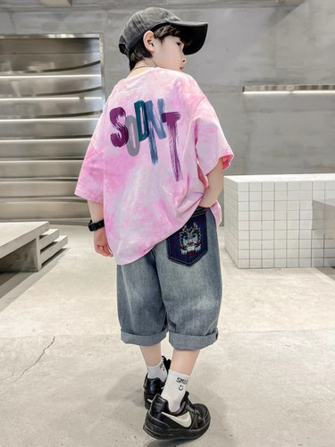 Children's summer clothing for boys, medium size, Korean style, stylish and casual, loose print letter T-shirt for boys, trendy