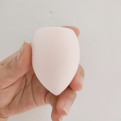 Velvet Beauty sponge expands when soaked in water, extremely soft makeup sponge, color cosmetic egg, single bag packaging, powder-absorbent, oil-absorbent powder puff