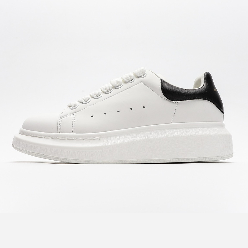 Zapatos blancos McQueen de versión alta para mujer, zapatos de suela gruesa, zapatos de plataforma elevados, zapatillas deportivas versátiles, calzado deportivo para hombre, Shida primavera y verano