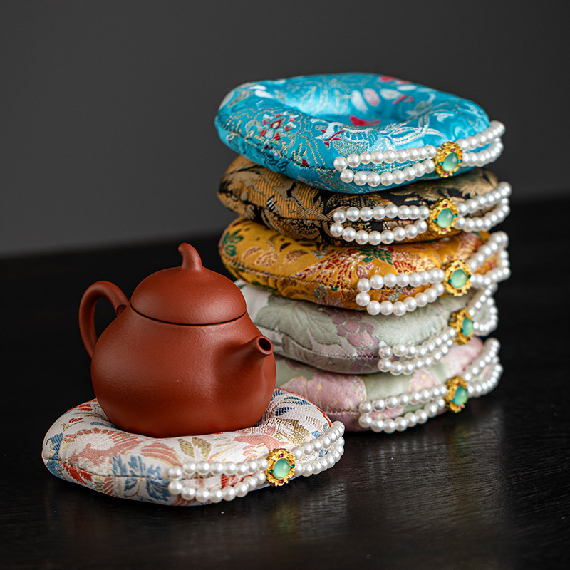 Chinese Handmade Fabric Tea Coaster Pot Holder Kung Fu Tea Ceremony Accessories Lidded Bowl Teapot Anti-Scalding Heat Insulation Mat Tea Set Accessories