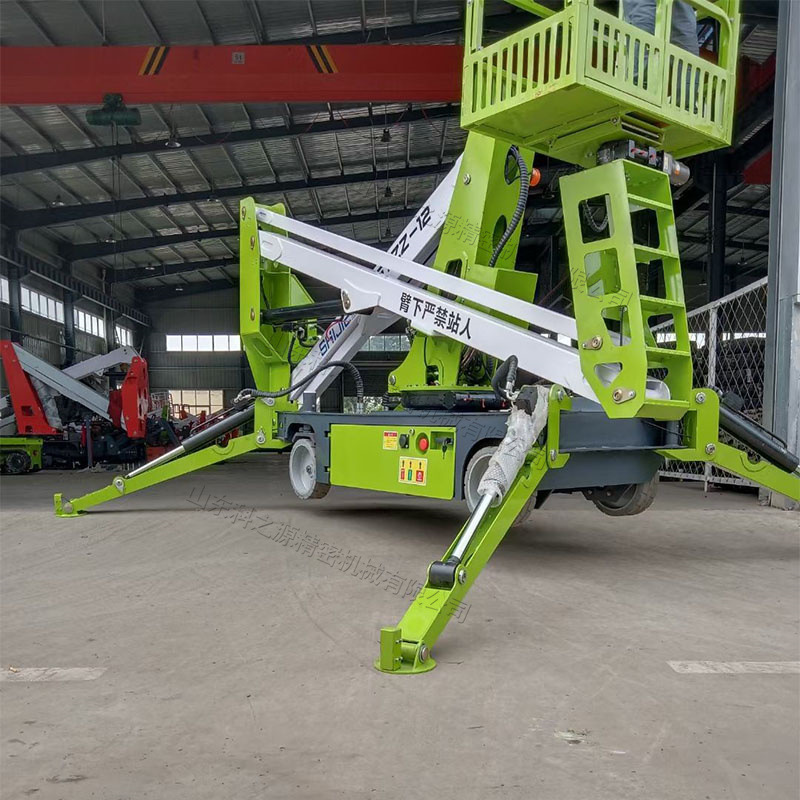 360度旋转高空作业车 自行走升降工作平台 自动液压曲臂式升降车