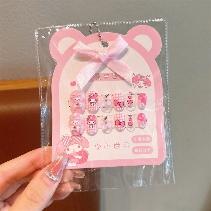 Uñas postizas Kuromi para niños en caja, lindas pegatinas de uñas removibles para niñas, pegatinas de uñas exquisitas de dibujos animados.