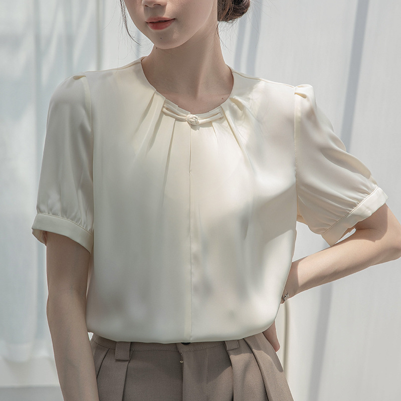 2025 Real Shot of New Milk Yellow New Chinese Style Short-Sleeved Shirt for Women Summer Design Pleated Retro Button Top 2025 Real Shot of New Milk Yellow New Chinese Style Short-Sleeved Shirt for Women Summer Design Pleated Retro Button Top