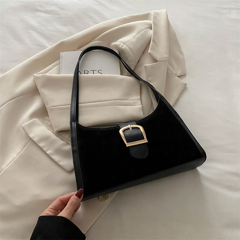 Bolso de axila de color sólido, diseño de nicho, moda, estilo occidental, nueva tendencia, bolso femenino, retro francés, hermoso bolso de hombro de luna nueva