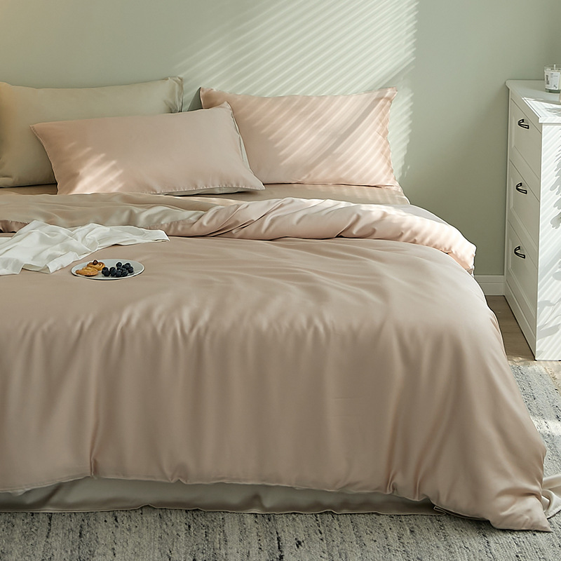 2025 verano fresco juego de cuatro piezas de Tiansi de lujo ligero de alta calidad ropa de cama de seda de hielo cubierta de edredón sedosa ropa de cama desnuda