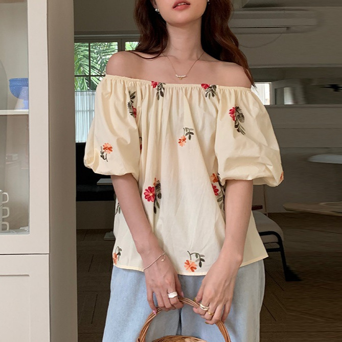 2026 Summer New Korean Style Versatile Off-Shoulder Embroidered Short-Sleeve Babydoll Shirt Women's Top Off-Shoulder