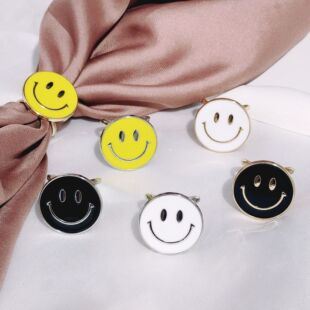 Cross-border multi-functional cartoon expression smiley face scarf buckle shawl knot decorative button shirt coat belt floating buckle