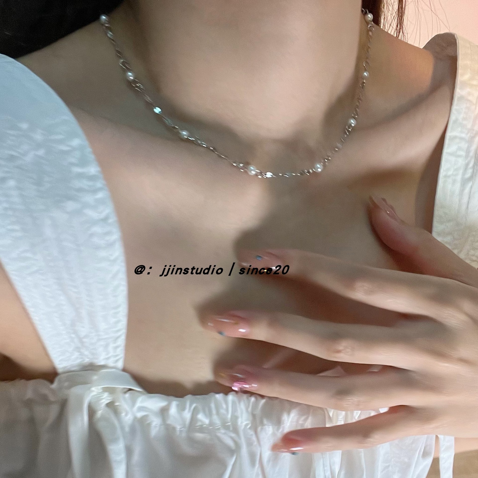 Titanium Steel Non-fading Pearl Clavicle Chain Women's Summer High-end Design Niche Necklace Chain Light Luxury Simple All-match Necklace