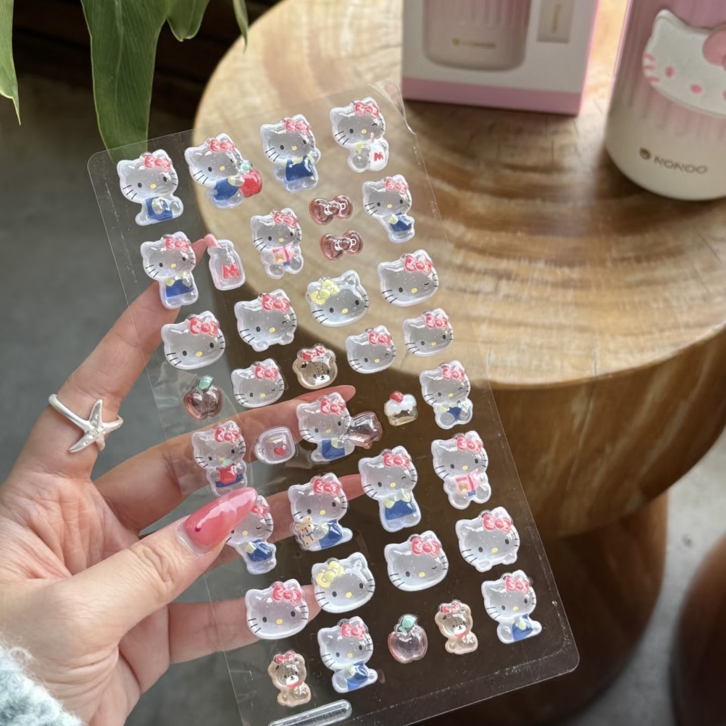 carousel-thumb-4