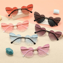 �羳�¿���ğo߅������̫ͯ��R��ŮС���Ɍ��ە��r�д���ī�R