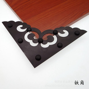 Chinese Antique Cast Iron Corner Wooden Door Copper Corner Protector Solid Wood Door Corner Copper Accessories Retro Corner Size Large Corner Flower