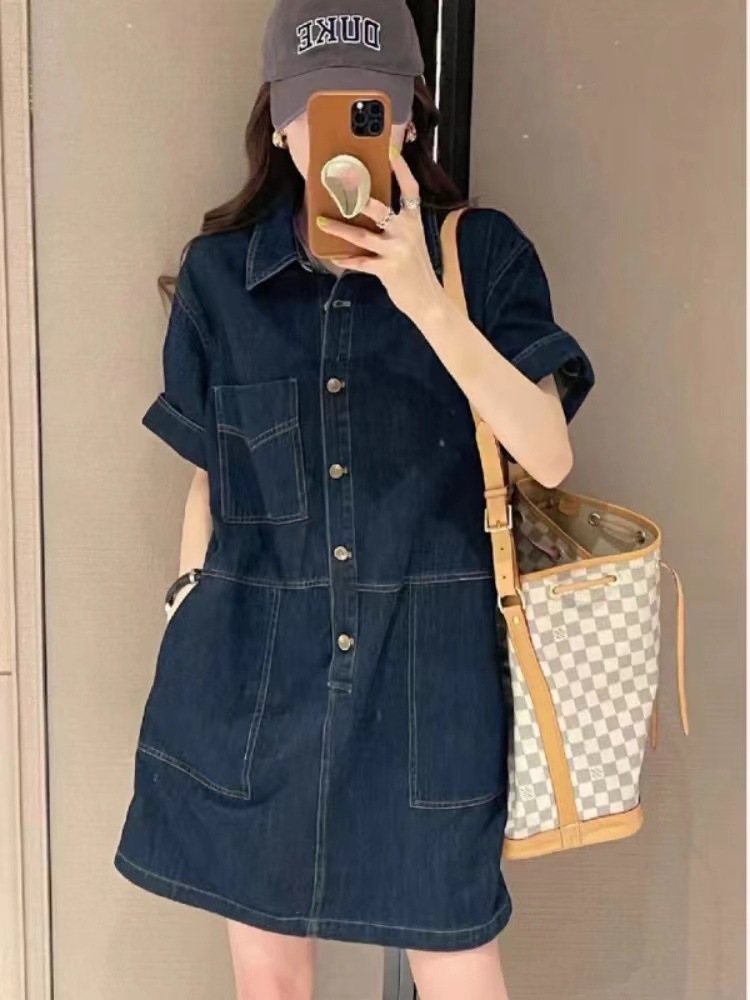 Váy liền denim ống đứng tay ngắn viền cong cỡ lớn — Màu xanh lam nhạt chi tiết 3