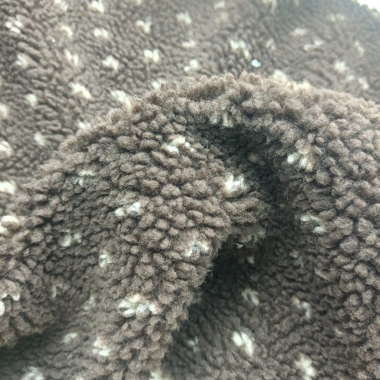 Imitation Fur Yarn-Dyed Jacquard Small Heart-Shaped Grain Lamb Wool Two-Tone Crescent Teddy Velvet Jacquard Lamb Wool Fabric