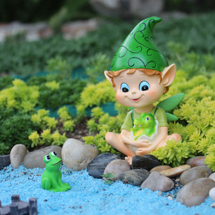 Cross-border New Products Elf Boy and Frog Statue Ornaments Creative Garden Garden Decoration Landscaping Resin Crafts