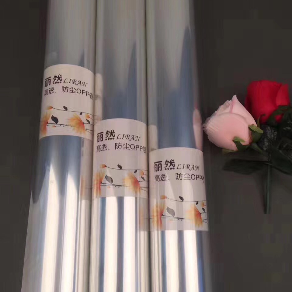 Flores de papel de embalaje de flores de papel de embalaje de plástico de celofán impermeable de celofán transparente de celofán al por mayor