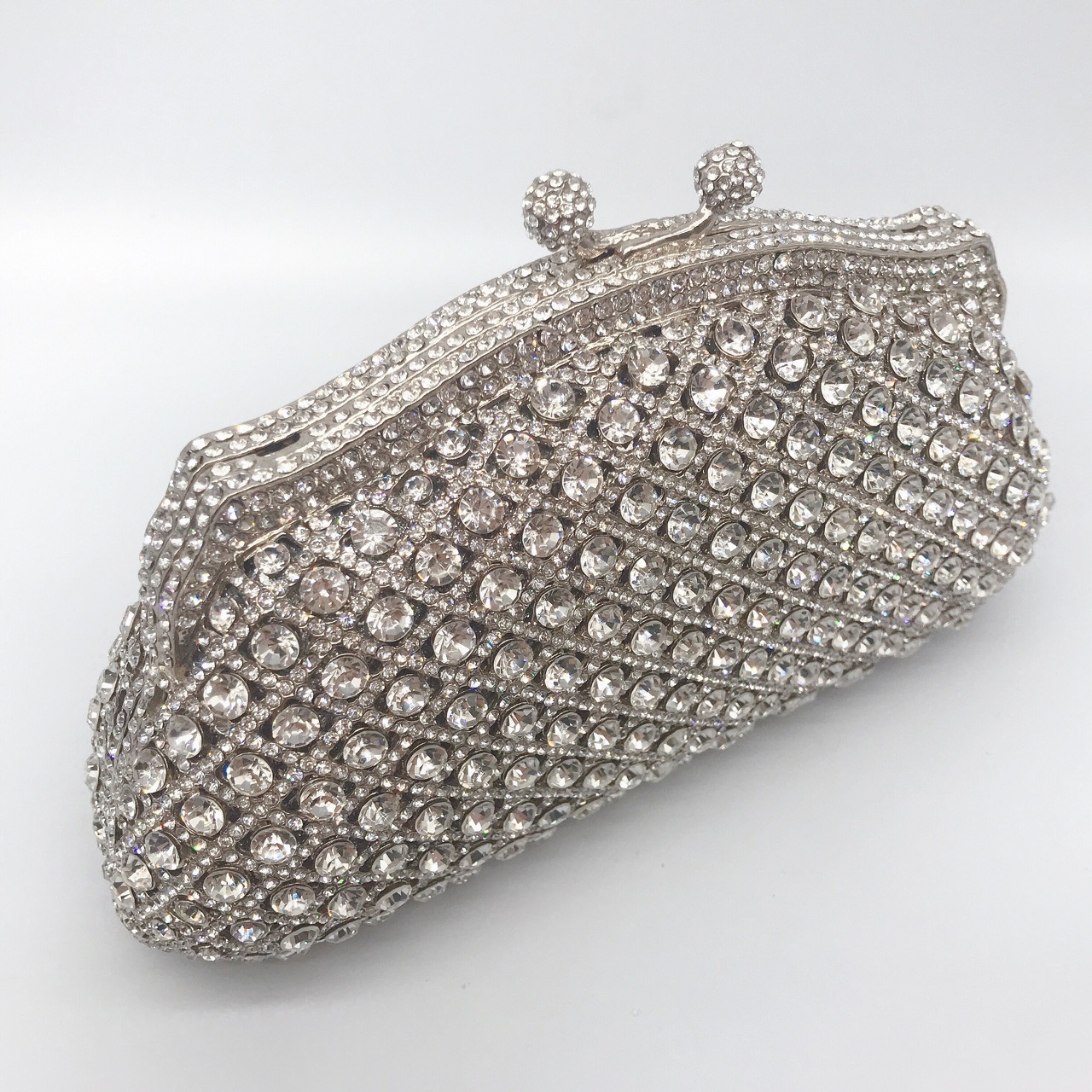 Bolsa de cena con diamantes transfronterizos no vacío caja dura de metal bolso de diamantes vestido de banquete bolso de mano bolso de mujer bolso de cadena