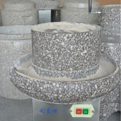 大豆石磨机 芝麻石磨机 玉米面粉石磨机 麦饭石磨作坊