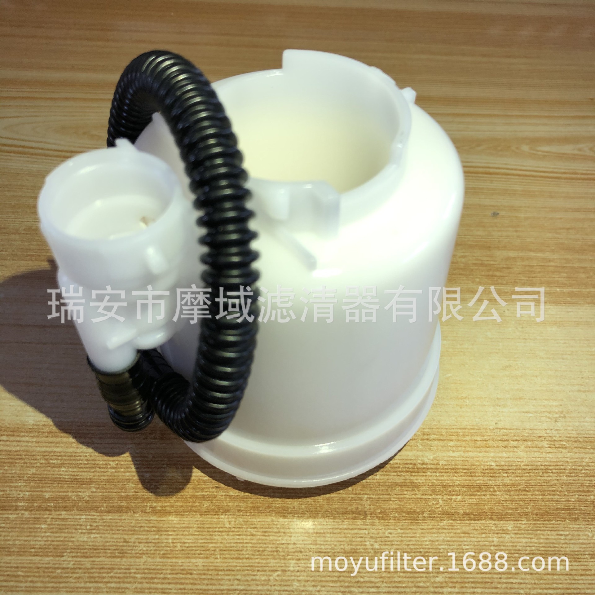 Repair parts plastic built-in fuel filter fuel pump filter 23300-21030 applicable to Toyota