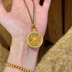 古法には八宝コンパスのペンダントネックレスがあります。