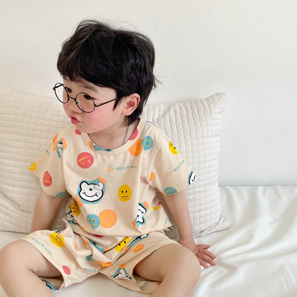 Short-sleeved milk yellow smile face-boneless model