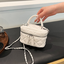 ��񽑾�����С��Ů��2025�¿�������⳱��朗lб���ͨ��С����