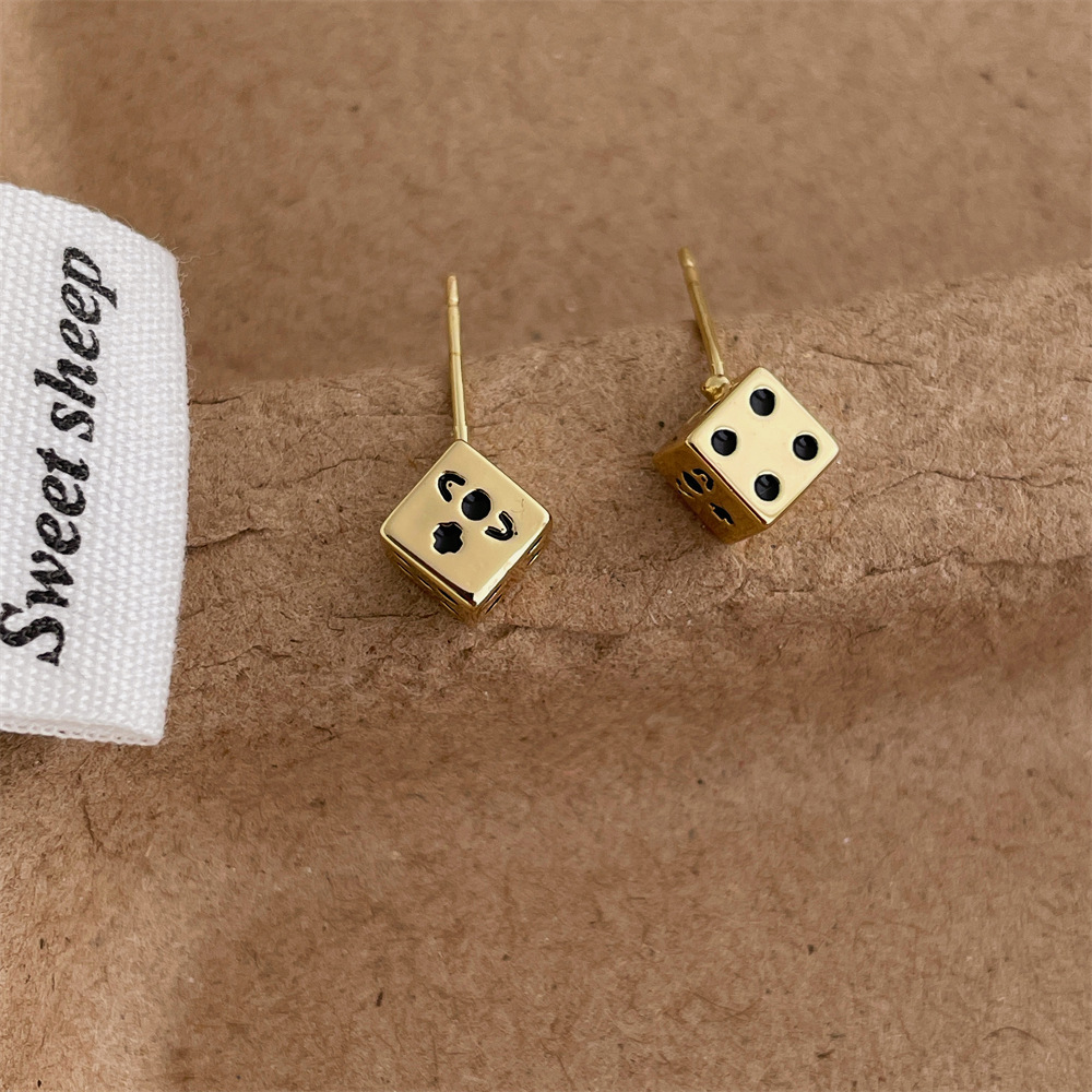 5g Weight 925 Sterling Silver Ear Needle Material Ear Studs Classification 1 Pair Quantity Daily Occasion Copper Material Geometric, Dice Pattern All Seasons Season Women's Gender Polished Finish IG Style, Basic, Simple Style Style 1 Pair IG Style Basic Simple Style Geometric Dice Copper Ear Studs 6