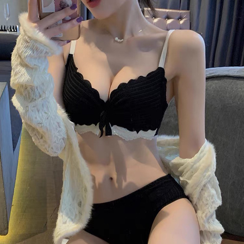 Pure Desire Underwear Small Chest Gathering New 2022 Explosive Bra suit No Rings Sexy Lace Bra