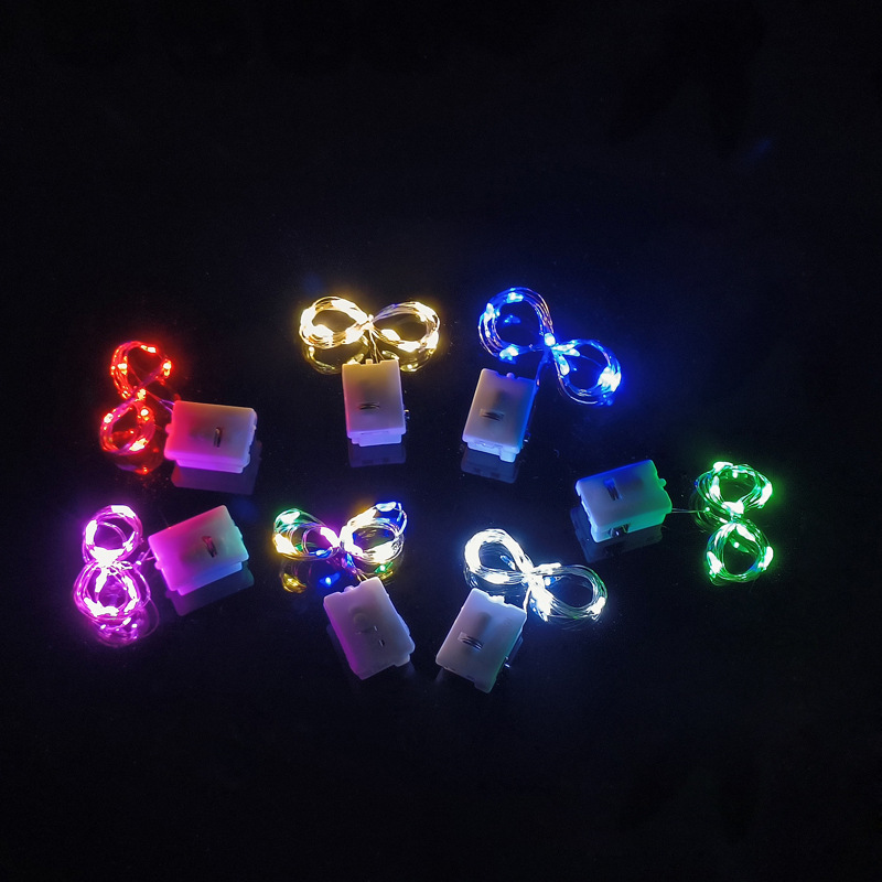 Cadena de luz LED pequeña caja blanca de cuatro paradas ajustable de alambre de cobre caja de regalo para hornear ramo de flores pastel de Navidad luces de colores decorativas