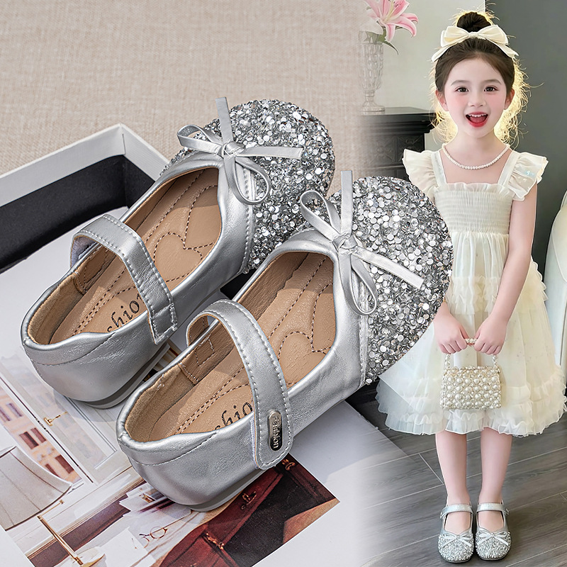 Girls' Shiny Little Princess Shoes, Super Beautiful and Versatile, Bow-Knot Flat Shoes, Medium and Large Children's Soft-Soled Silver Crystal Shoes