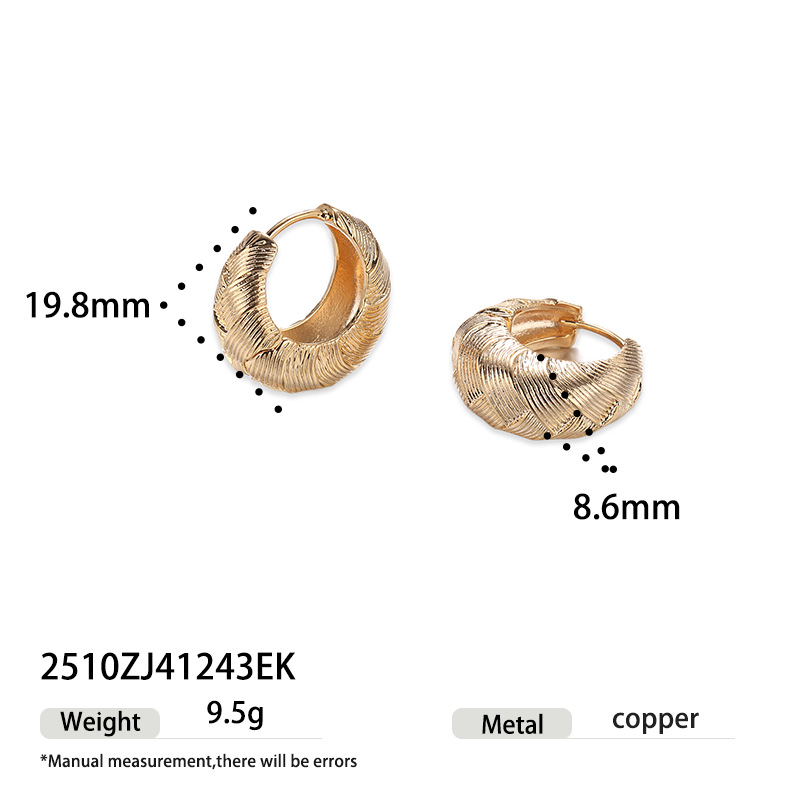 Moda europea y americana estilo de moda sofisticado estilo de alta calidad personalidad simple universal viaje otoño y invierno nuevos aretes de temperamento