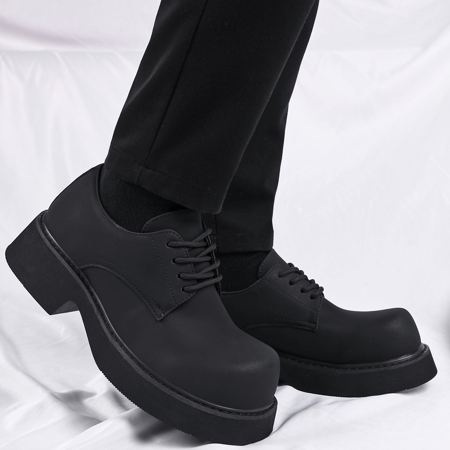 Black winter casual matte shoes platform