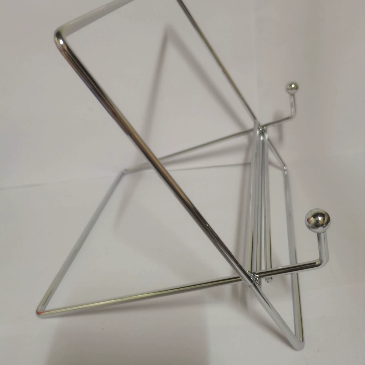 Железный кронштейн разобранный плоский каркас часы орнамент кронштейн фазовая рама для чтения IPAD стойка