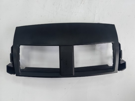 Suitable for Toyota RAV4 RongFang 06-12 Air Conditioning Air Outlet 55670-42060-B0 55670-42060