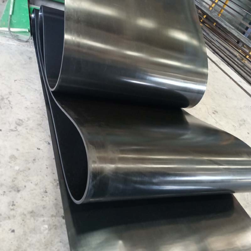 河北厂家黑色橡胶输送带工业传送带1米宽矿山运输尼龙耐磨防滑