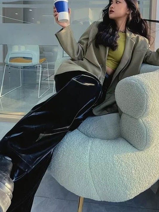 Futuristic bright liquid reflective leather long pants loose pants men's summer fashion brand men's and women's casual pants wholesale