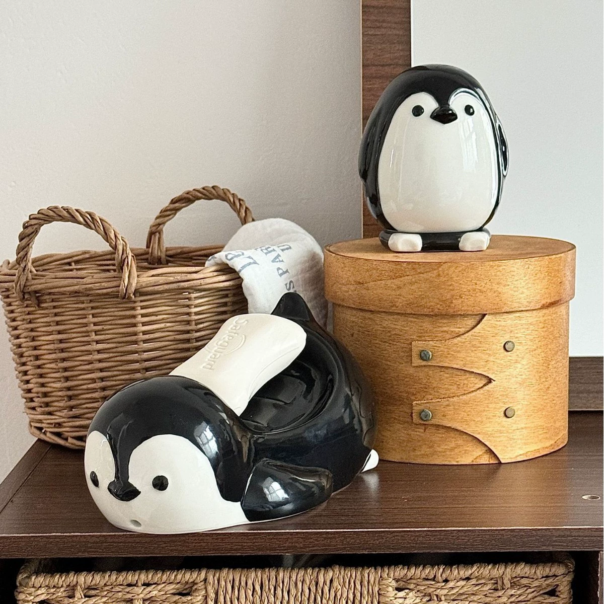 High quality cute ceramic automatic drying rack, soap holder, storage system