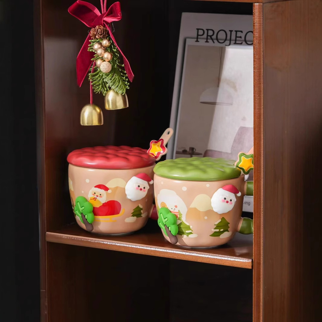 Personalidad creativa de dibujos animados DIY tazas de Navidad con cubierta de cuchara taza de cerámica retrógrada taza de café de alto valor
