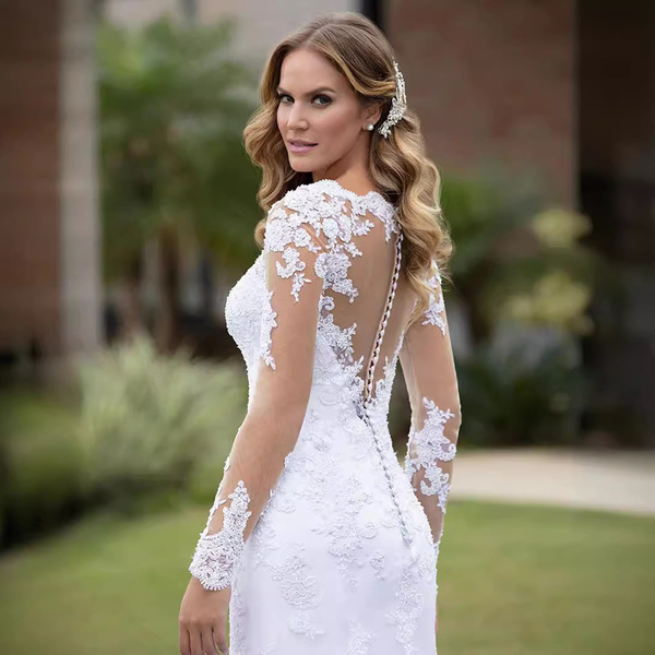 Long -sleeved wedding dress 2025 new bride lace lace body round neck…