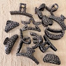 复古百搭灰色豹纹抓夹韩系高级感气质发夹日常通勤发卡鲨鱼夹发饰