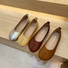 广州鞋~假分趾猪蹄鞋小香风平底鞋一脚蹬大码浅口单鞋春秋女鞋