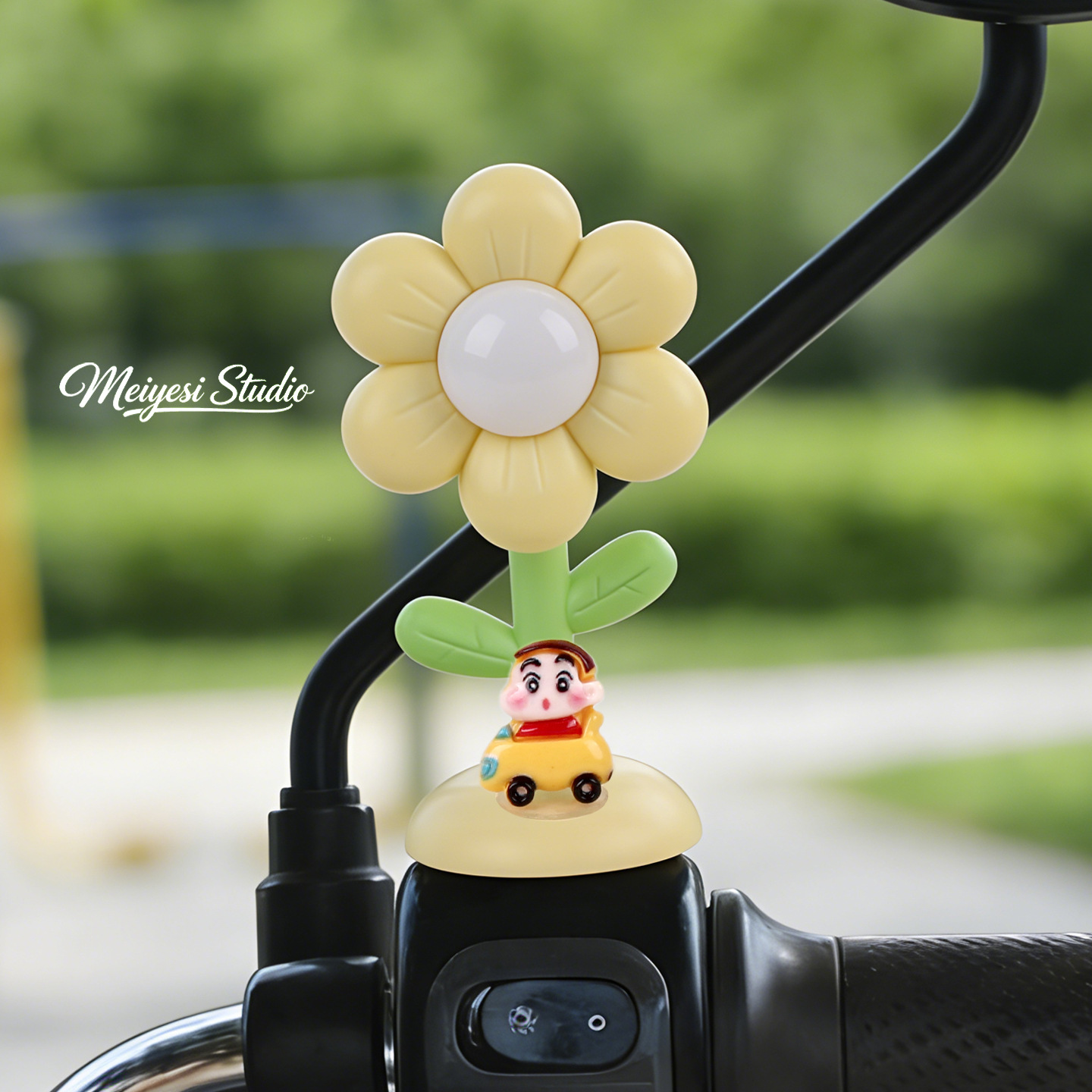 Flores de automóviles eléctricos adornos de luces lindos dibujos animados jefe perro coche de batería bicicleta de noche luces de advertencia accesorios de decoración