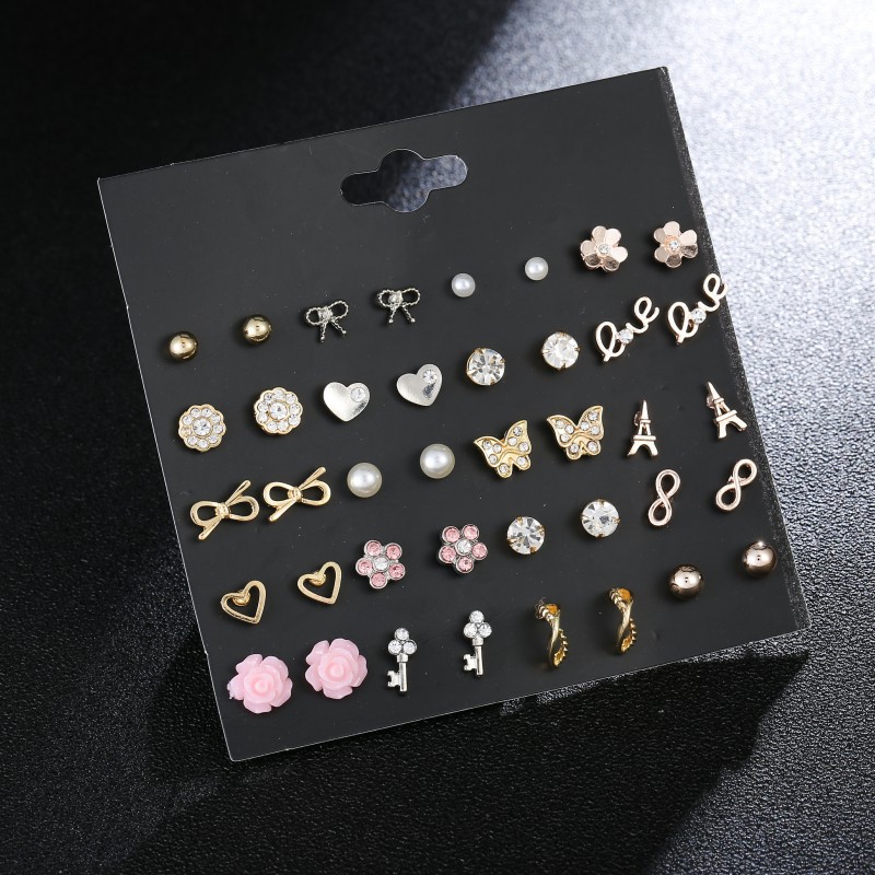 Europäische Und Amerikanische Damen Kreative Eiffelturm Zirkon Diamant Schmetterling Liebe Perle Schlüssel Ohrringe 20 Paar Set display picture 3