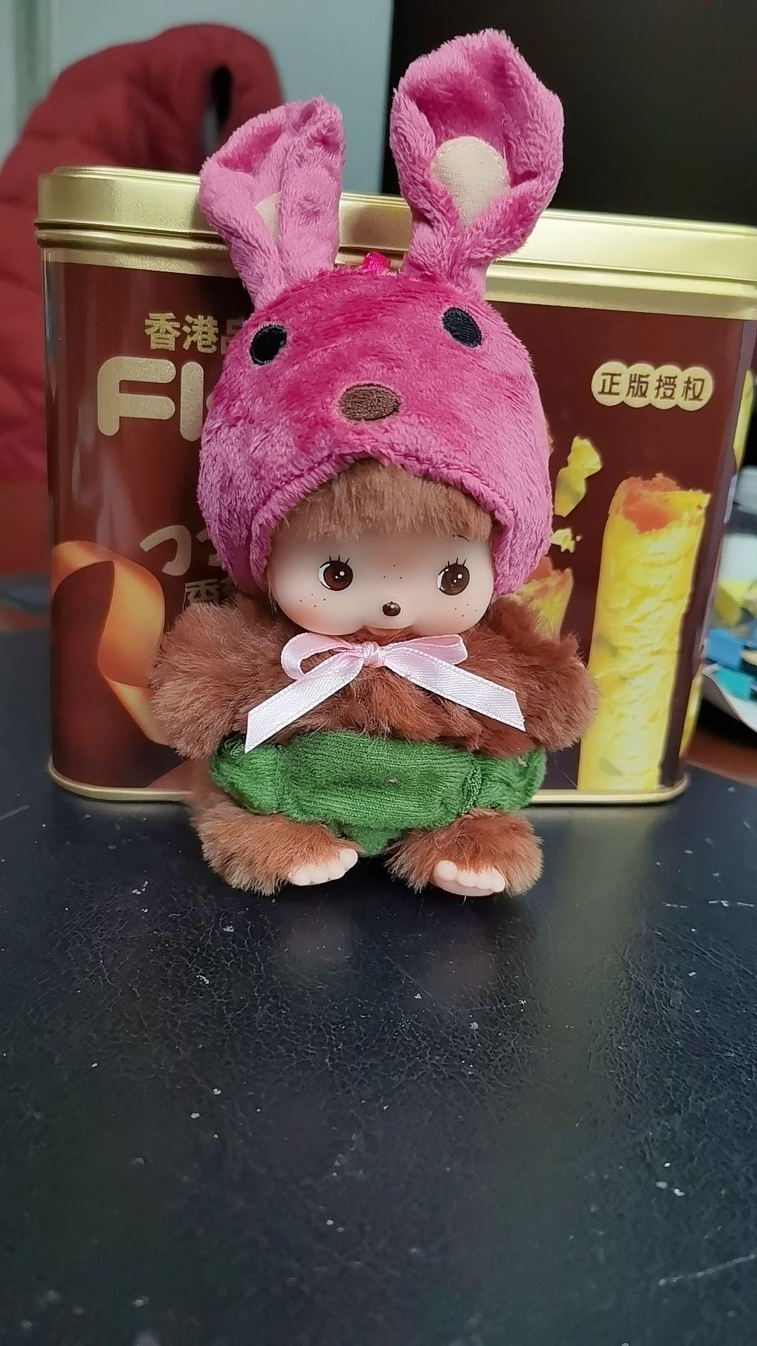 보라색 긴 귀 토끼
