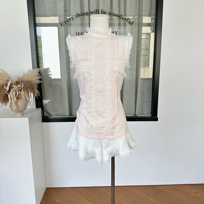 Light Pink Sleeveless Shirt for Women, Vintage Chanel-Style Lace-Trimmed Vest Top, Ye Hong Apparel Lace Style Cotton Blend Light Pink Sleeveless Shirt for Women, Vintage Chanel-Style Lace-Trimmed Vest Top, Ye Hong Apparel Lace Style Cotton Blend