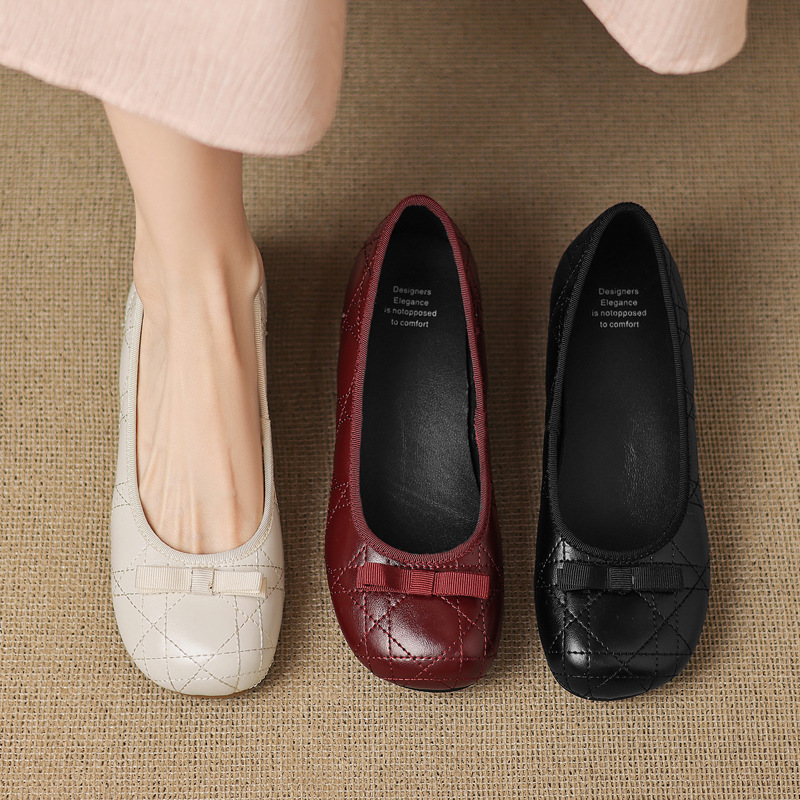 Chanel-Style Thread Embroidery Quilted Bow Internal Height-Increasing Leather 2025 Autumn Round-Toe Genuine Leather Mid-Heel Shallow Mouth Women's Shoes