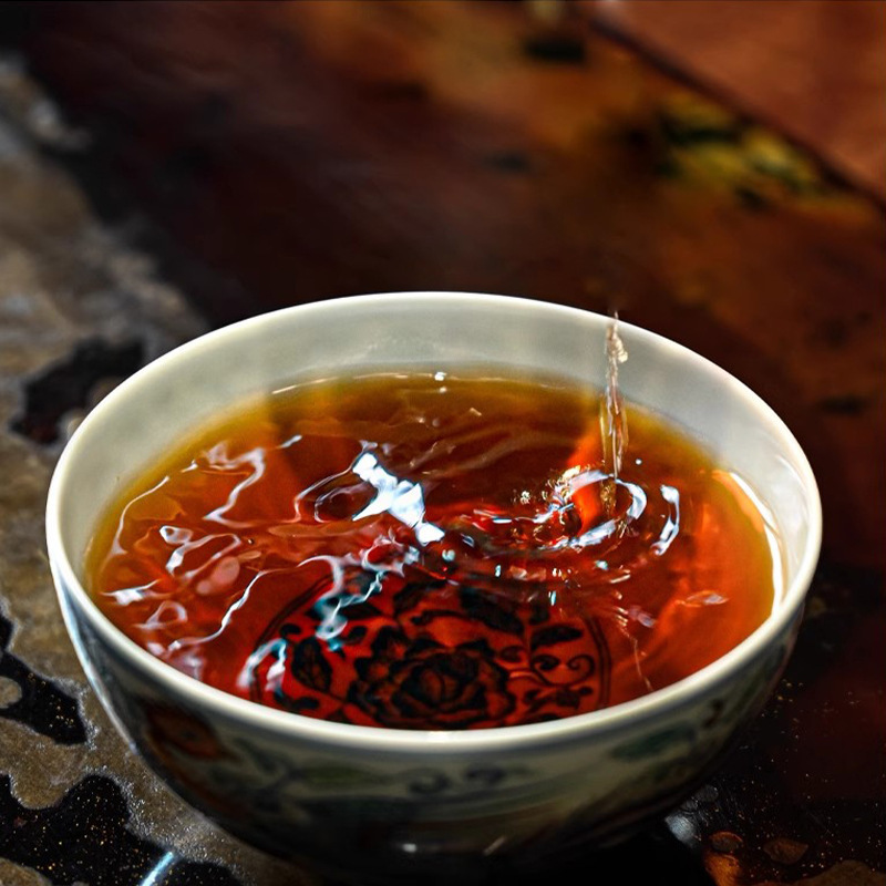 In 2015, the perfect ancient Pu 'er ripe tea will meet your expectation of 200g of a good ripe tea.