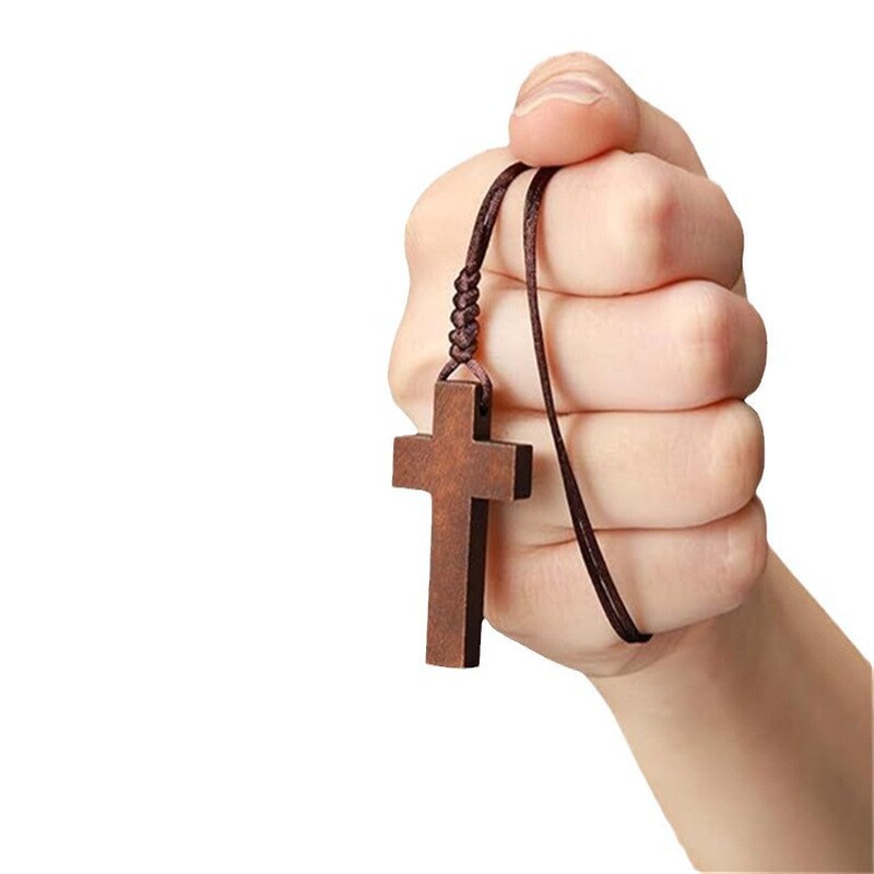 Artistic Retro Fashion All-match Wooden Cross Necklace Pendant Knot Knot Men's and Women's Accessories Jewelry