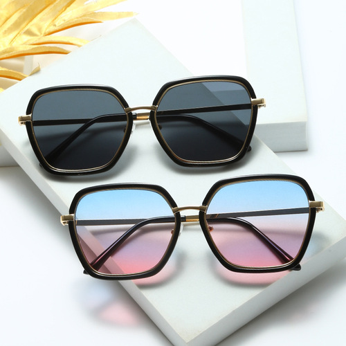 2024 new square frame sunglasses for men and women, outdoor driving, anti-UV, face modification, clothing and eye protection