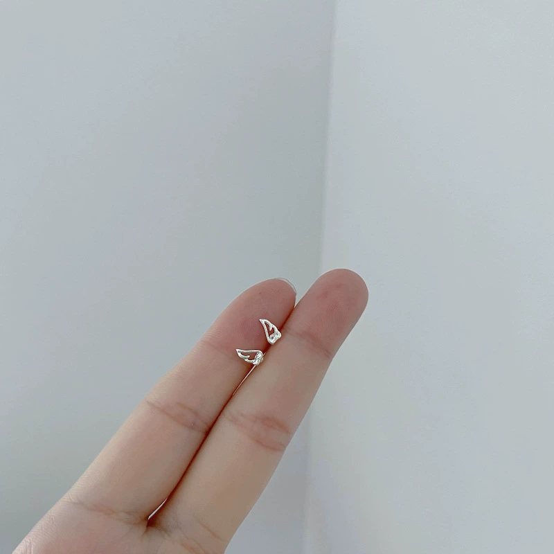 Mini copper stud earrings set, assorted small motifs, silver‑plated s925 posts, gift pack
