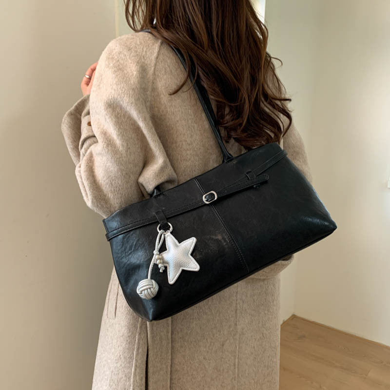 Bolsos debajo de las axilas de piel de cera retrógrada para mujeres 2025 nueva moda versátil bolso de mano alta sensación de gran capacidad bolso de hombro